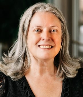 Betsy Bond 2026-480x600